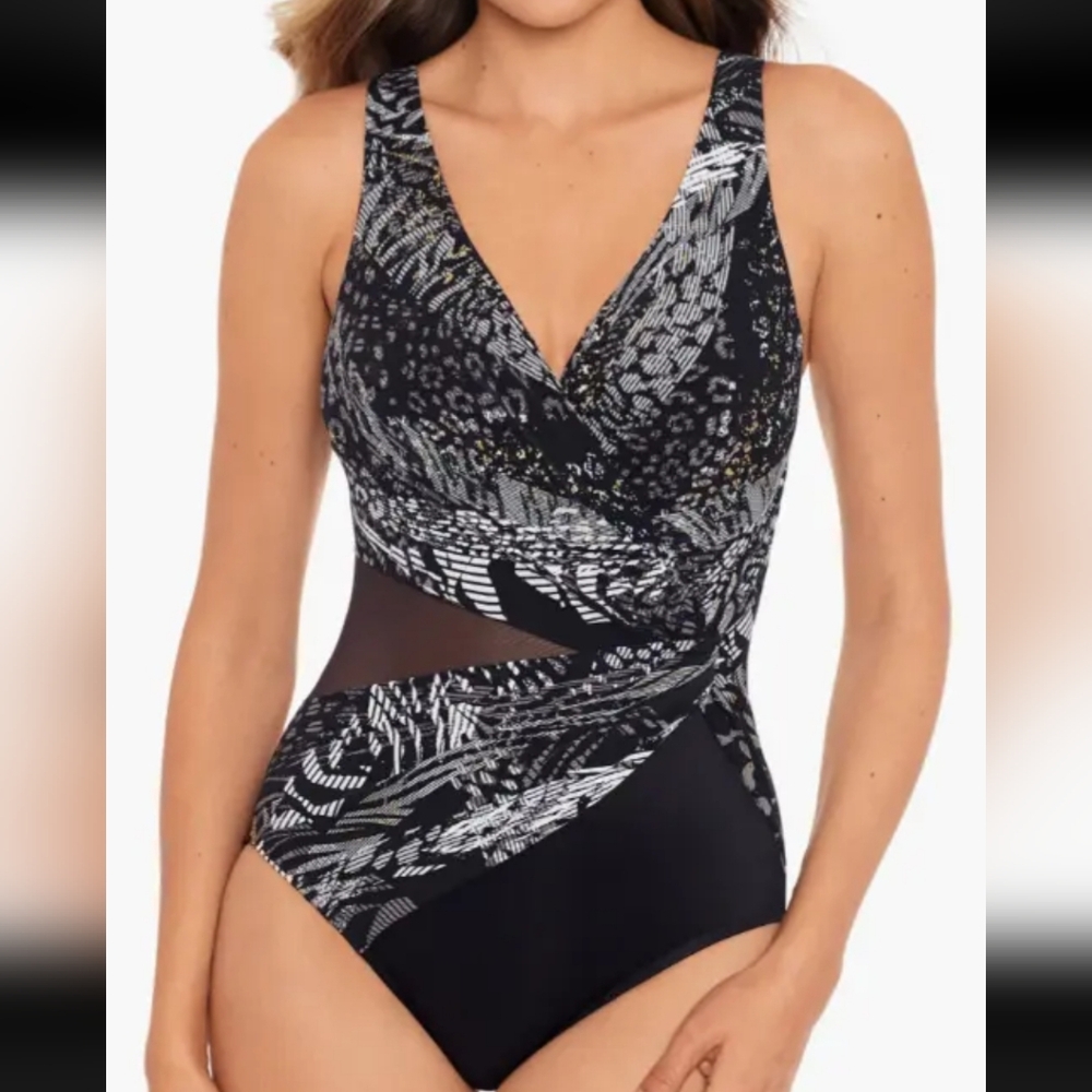 Miraclesuit Swimsuit One Piece Circe Black Vacation Resort Beach Slimming 8 New